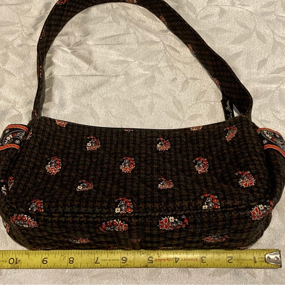 VERA BRADLEY SMALL QUILTED BLACK FLORAL BAG - Picture 4 of 7